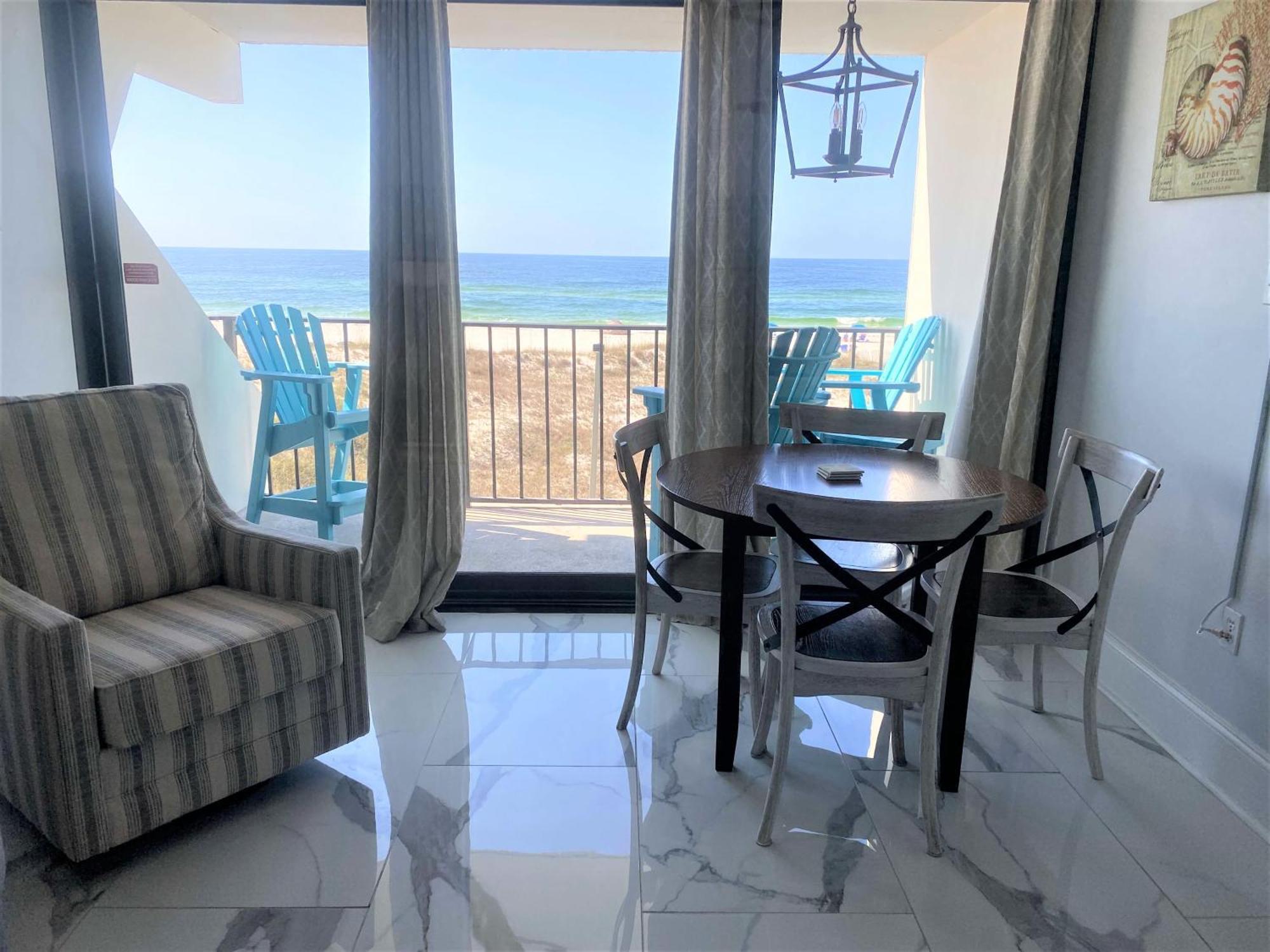 Island Winds East 202 By Albvr - Beautifully Renovated Beachfront Condo & Steps Away From Hangout & More! 海湾海岸 外观 照片