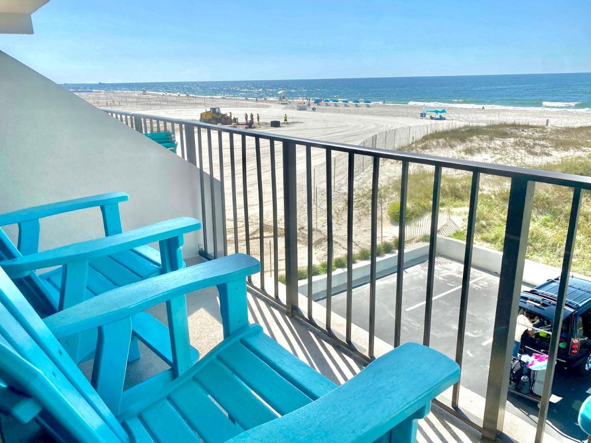 Island Winds East 202 By Albvr - Beautifully Renovated Beachfront Condo & Steps Away From Hangout & More! 海湾海岸 外观 照片